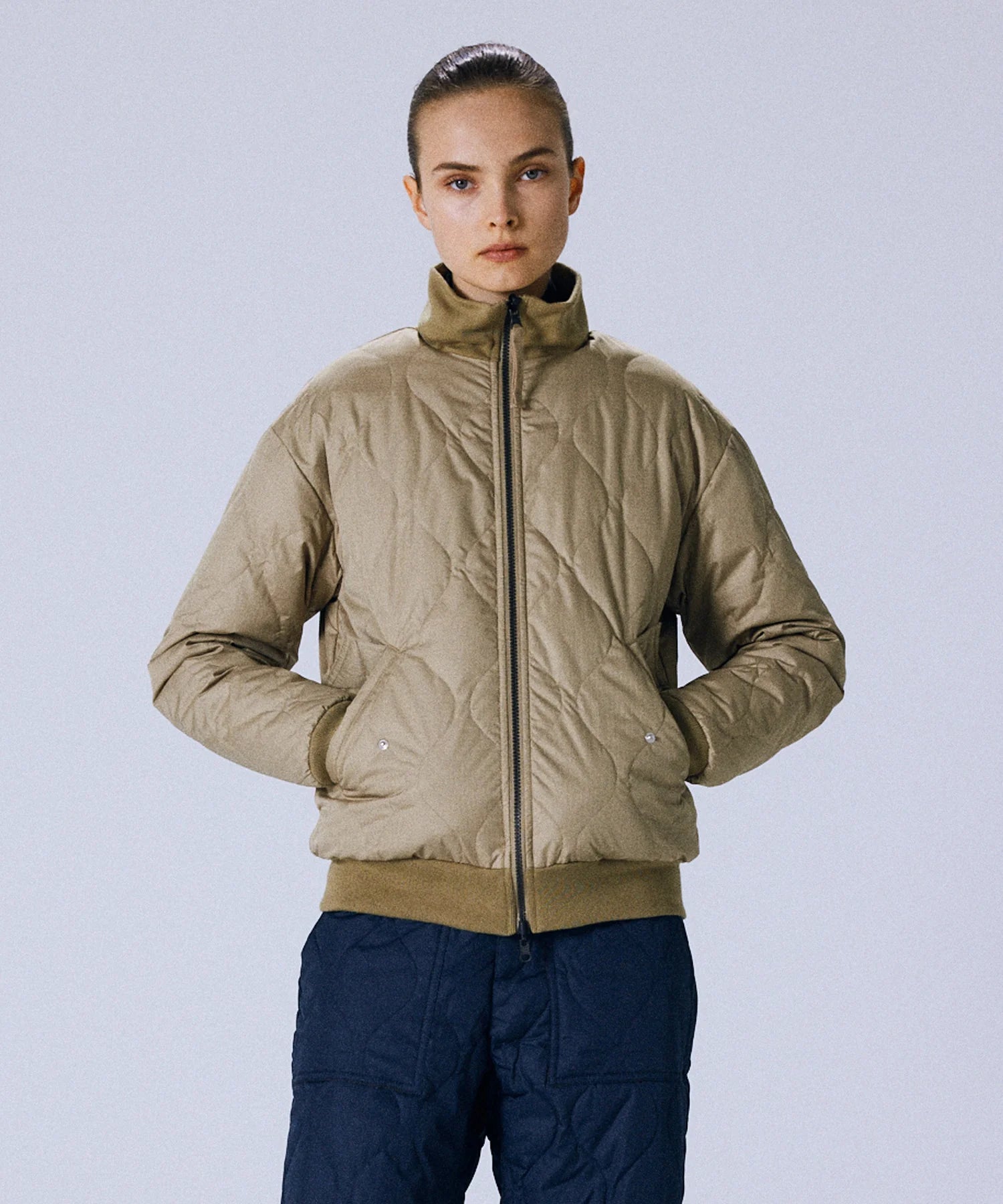 TAION / MILITARY REVERSIBLE "HI NECK" DOWN JKT 【UNISEX】