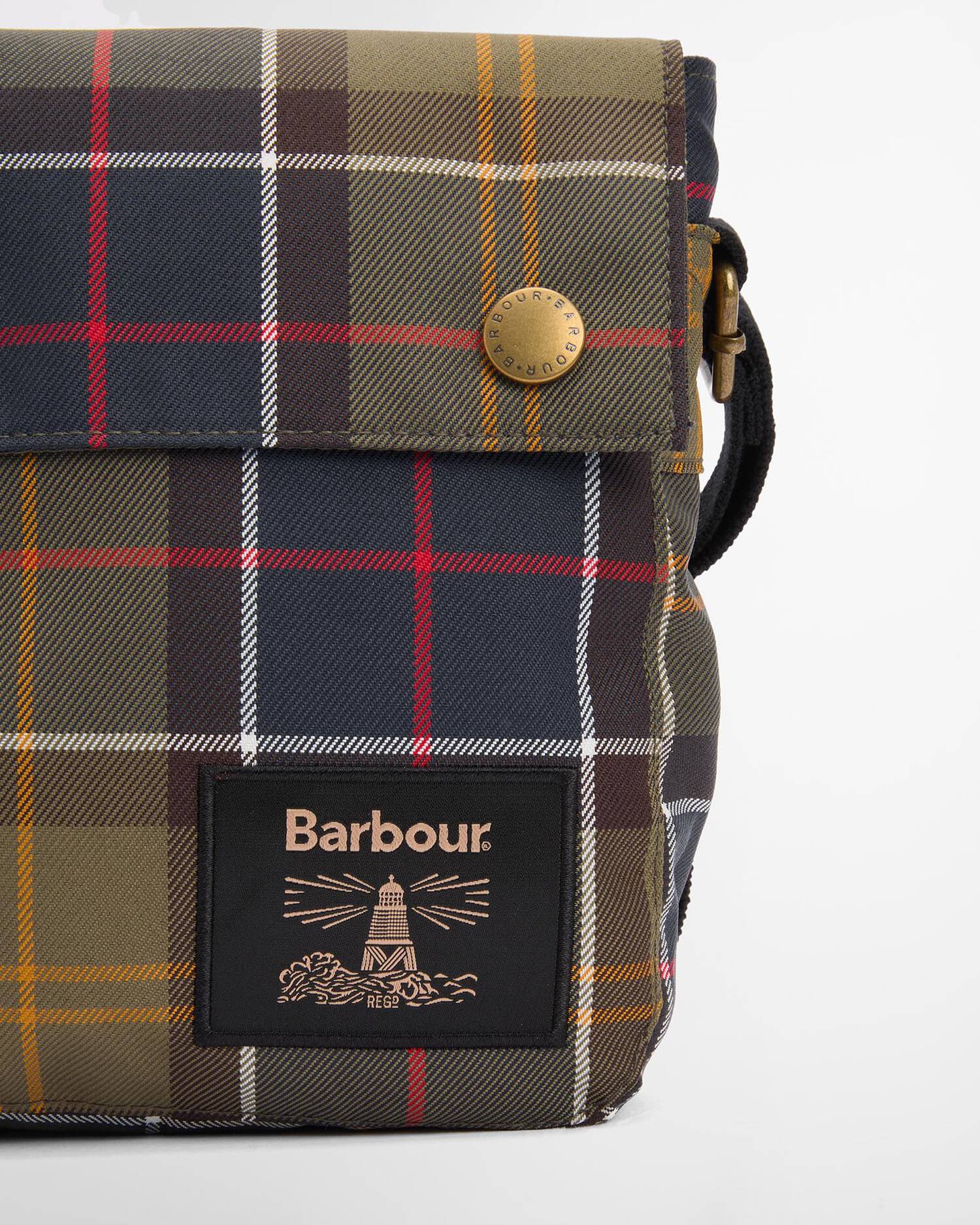 Barbour / torridon tartan flight bag
