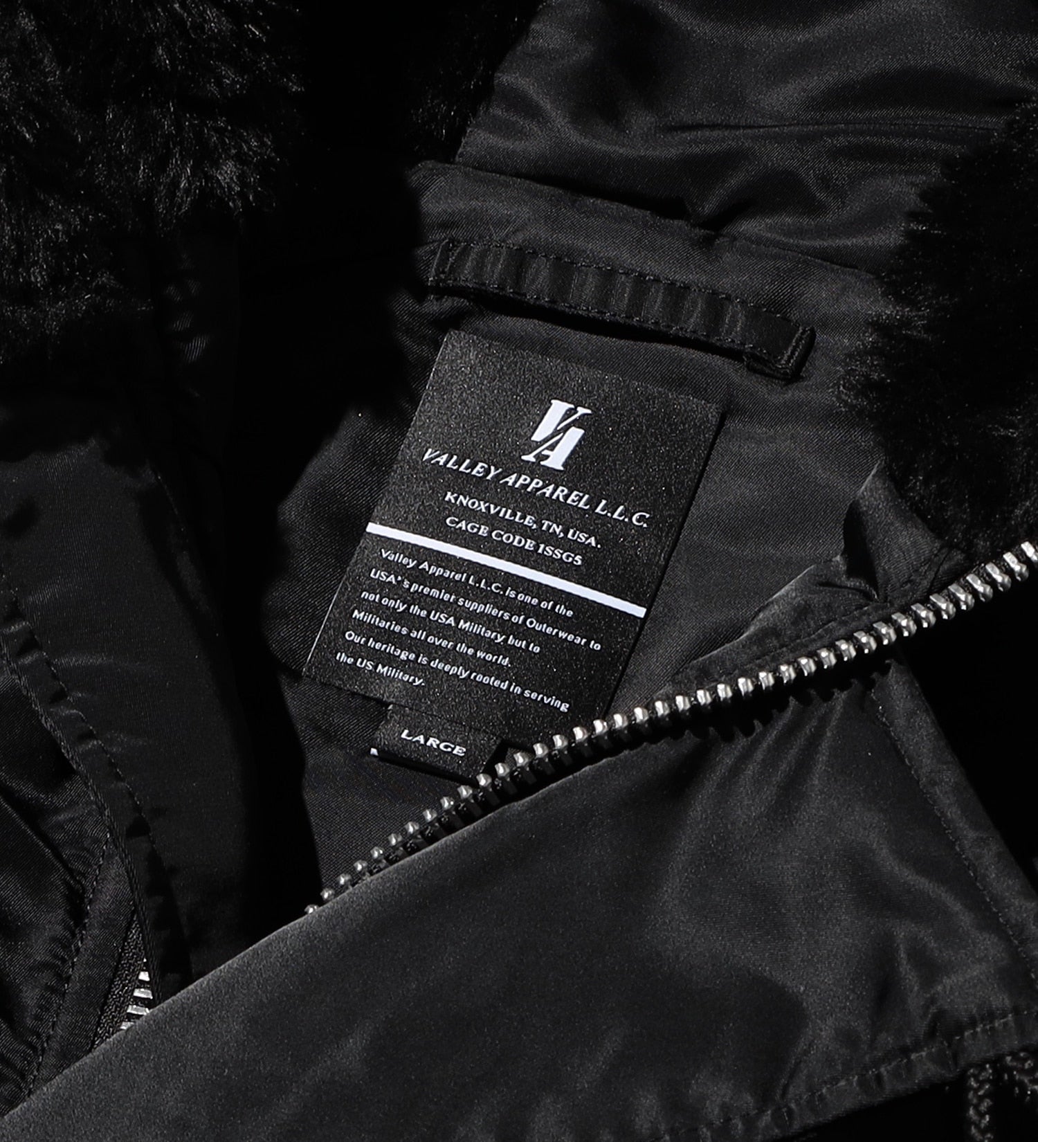 VA / N-2B フライトナイロンジャケット