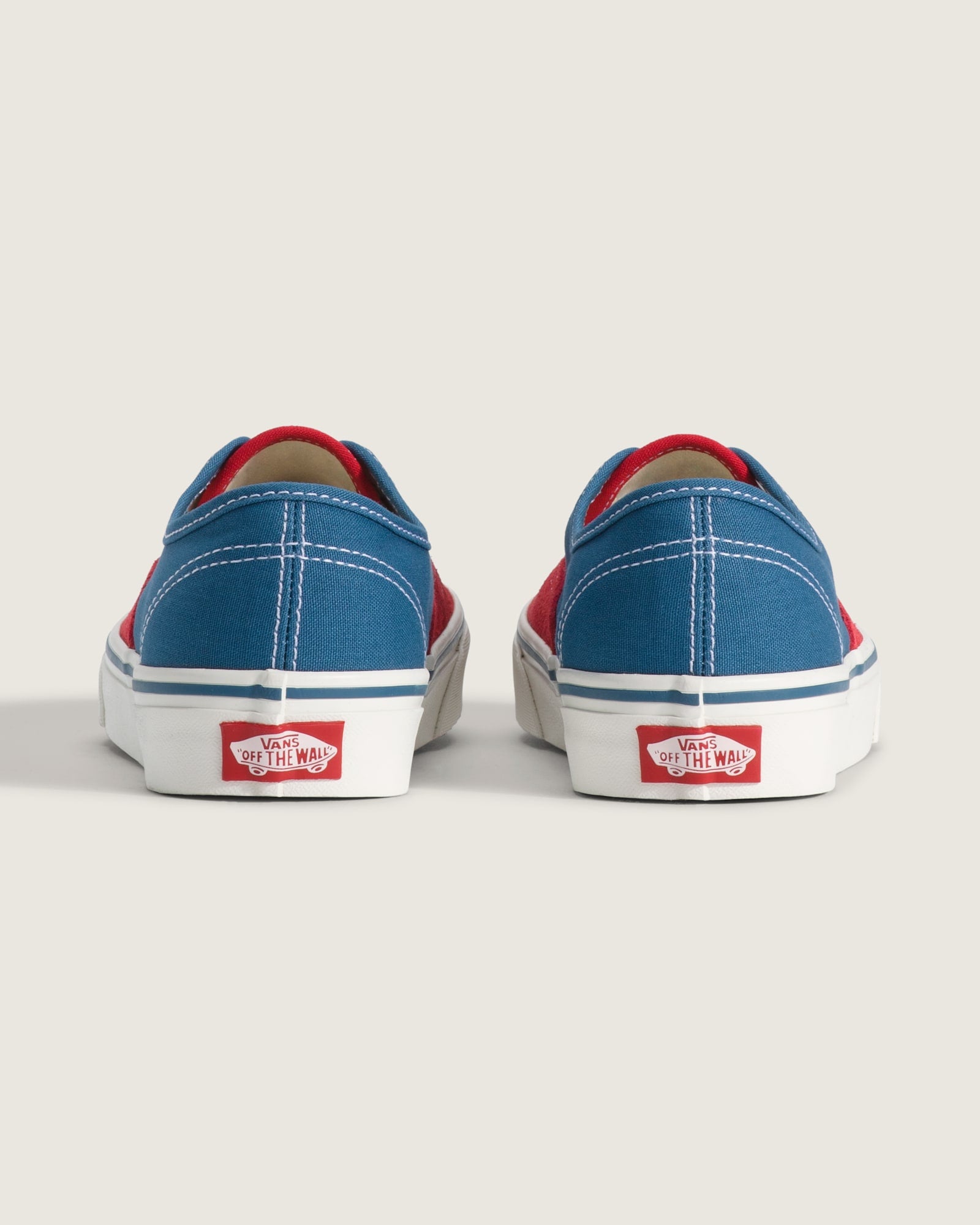 VANS / Authentic