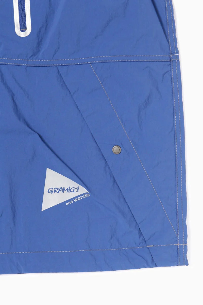 and wander / GRAMICCI × and wander brushed nylon vest