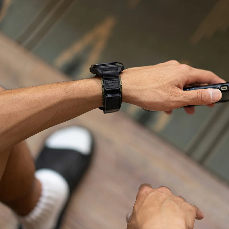 ROOT CO. / GRAVITY Apple Watch Band.