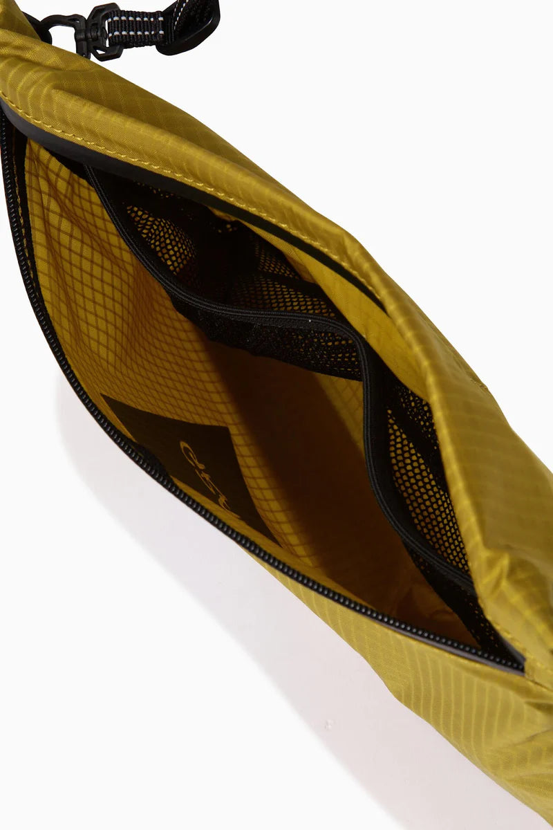 and wander / gramicci nylon sacoche