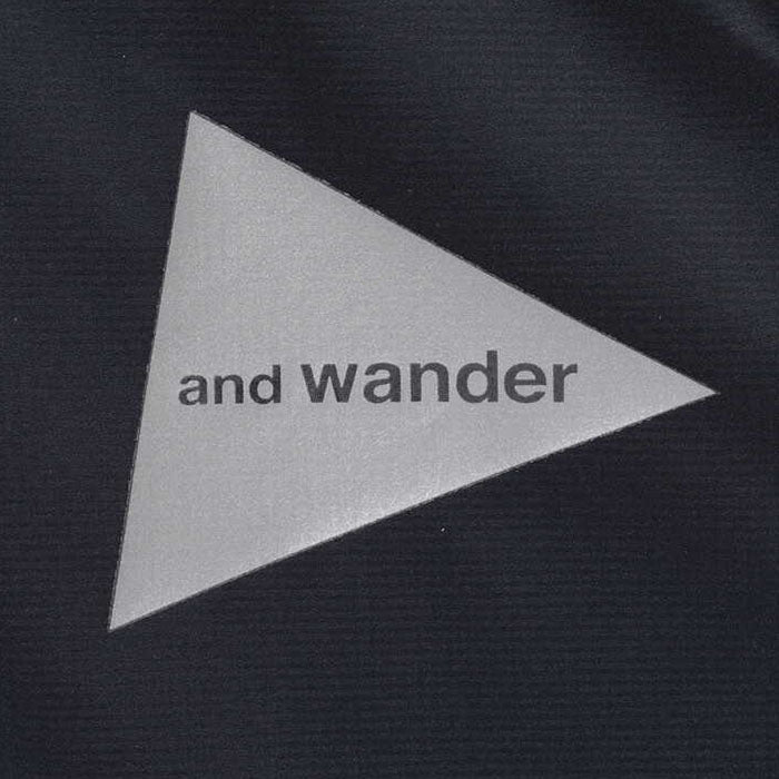 and wander / PERTEX wind T