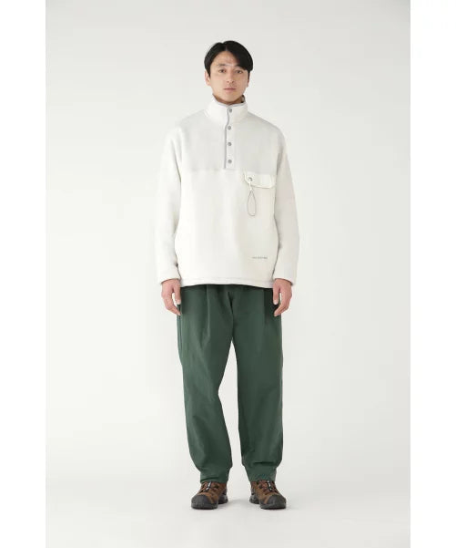 and wander / wool fleece pullover