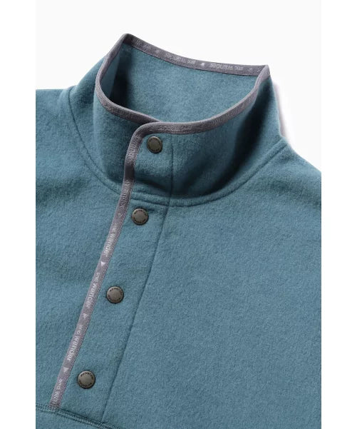 and wander / wool fleece pullover