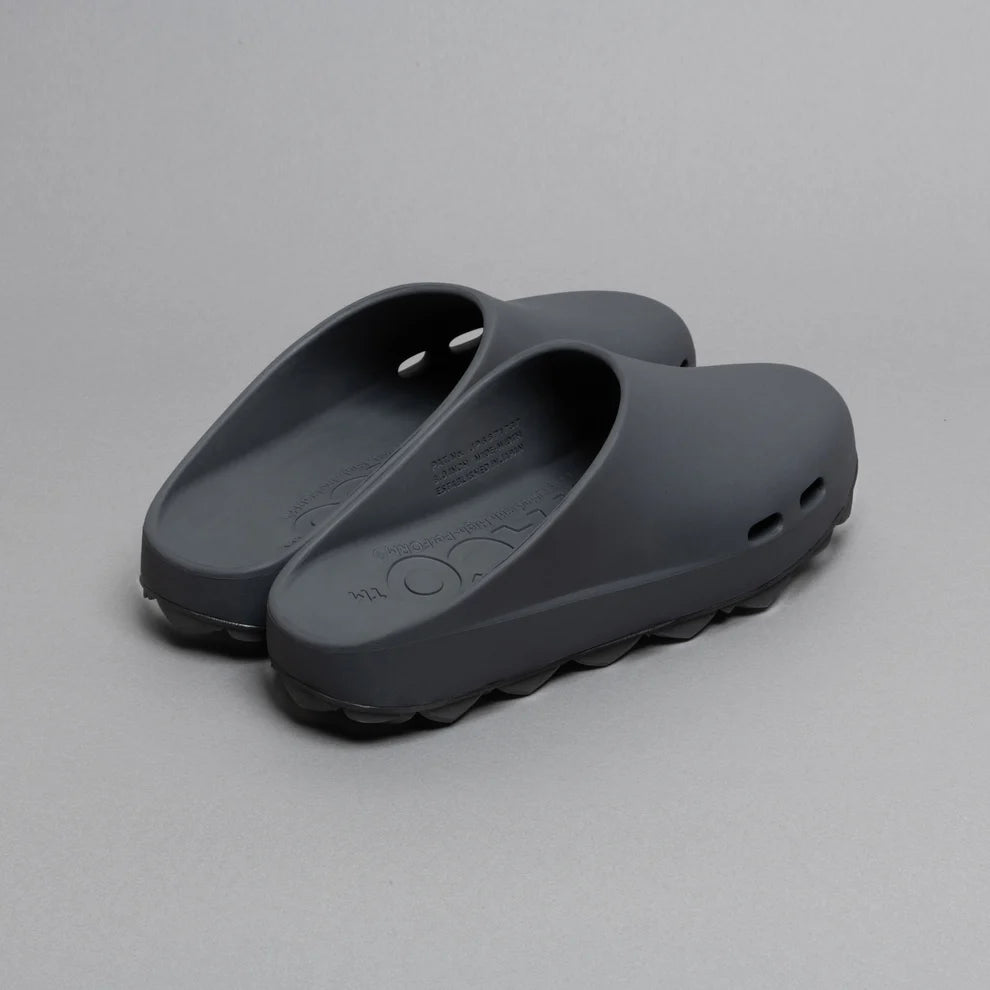 PPACO / LUX-1(AIR STUDDED SOLE®)