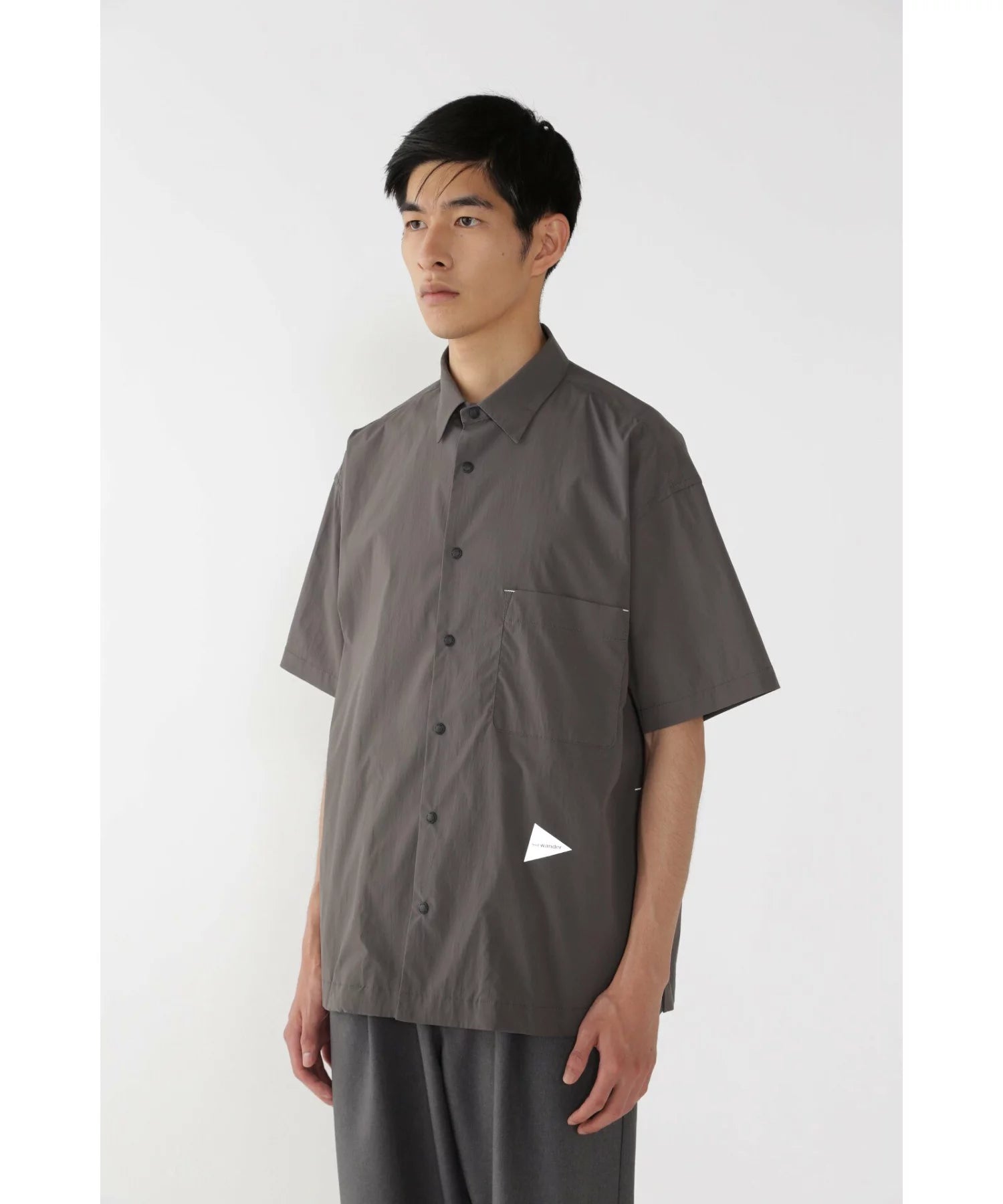 and wander / UV cut stretch SS shirt