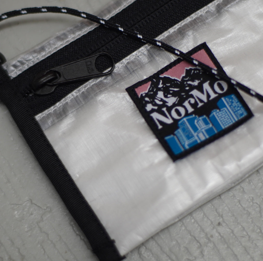 COBMASTER × NorMo/別注クージーサコッシュ
