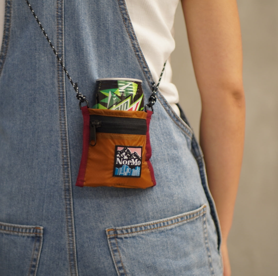 cobmaster× NorMo/別注クージーサコッシュ