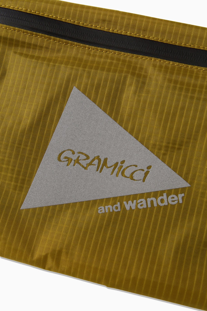 and wander / gramicci nylon sacoche