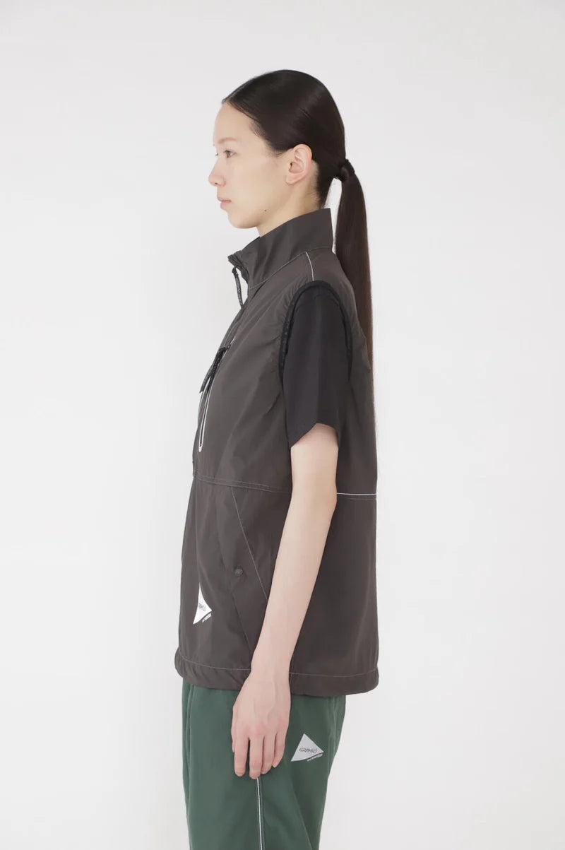 and wander / GRAMICCI × and wander brushed nylon vest