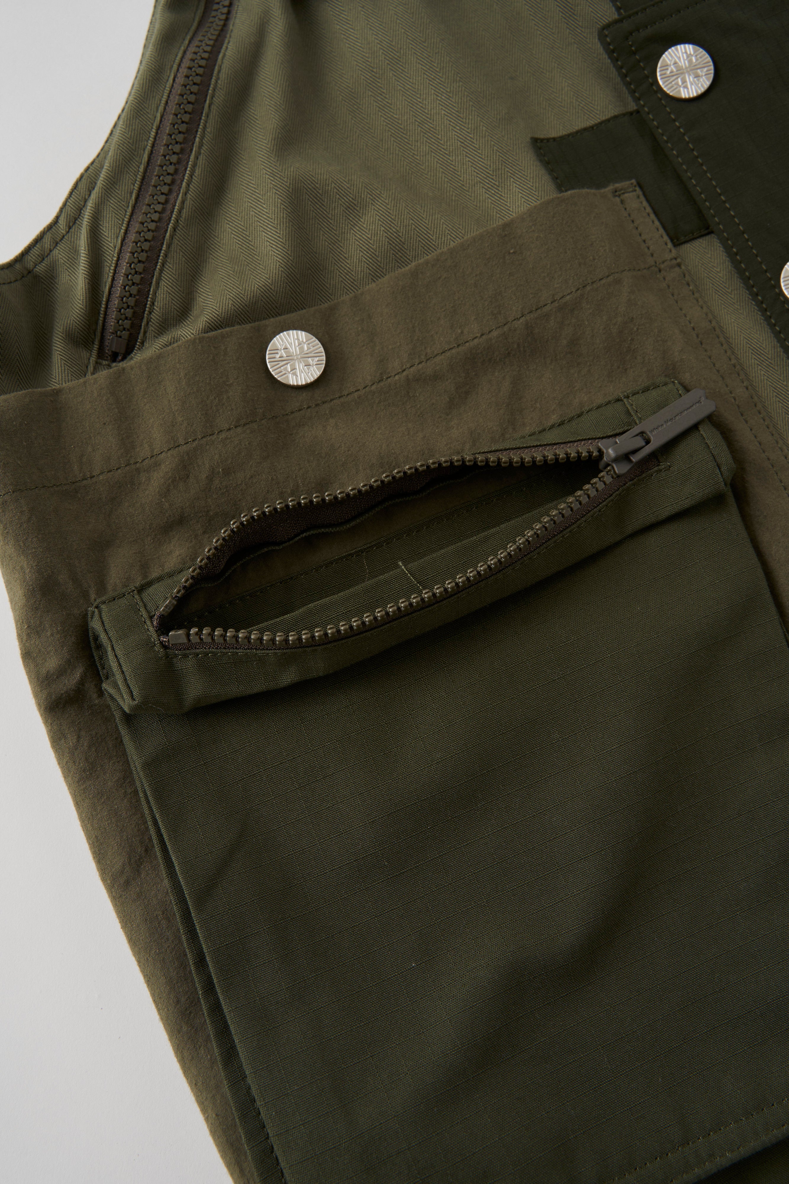 CAMPING VEST