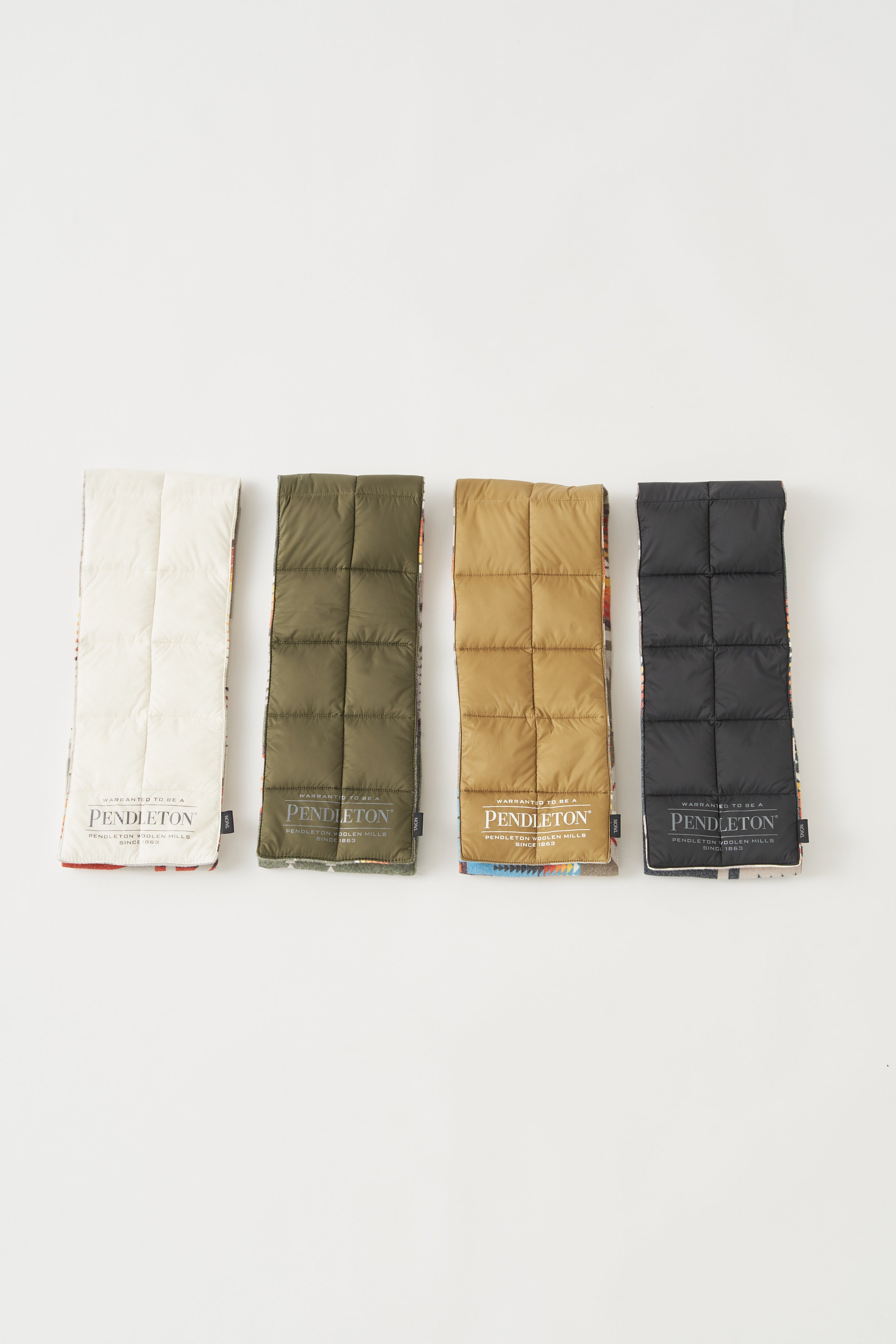 PENDLETON x TAION / REVERSIBLE DOWN MUFF