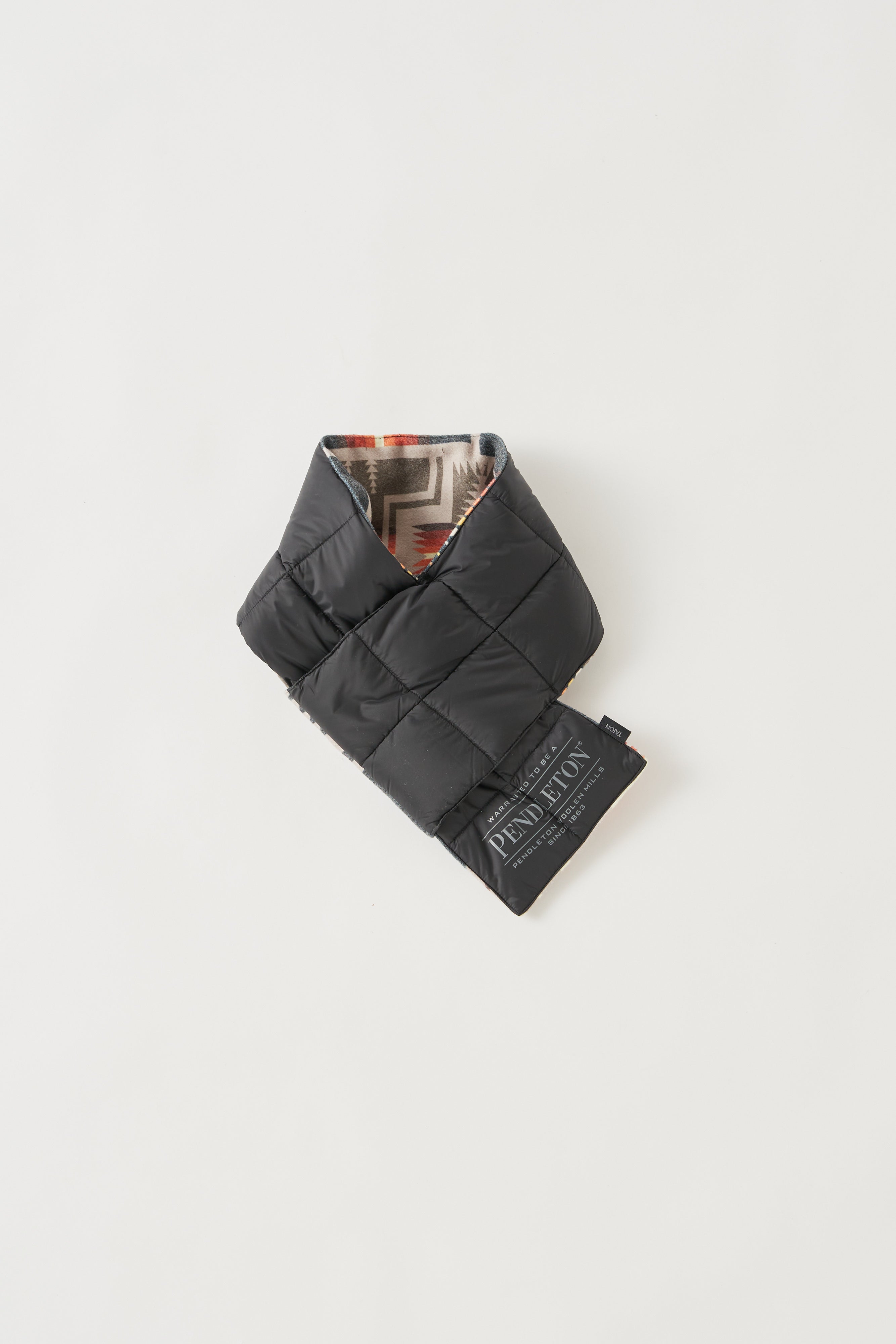 PENDLETON x TAION / REVERSIBLE DOWN MUFF