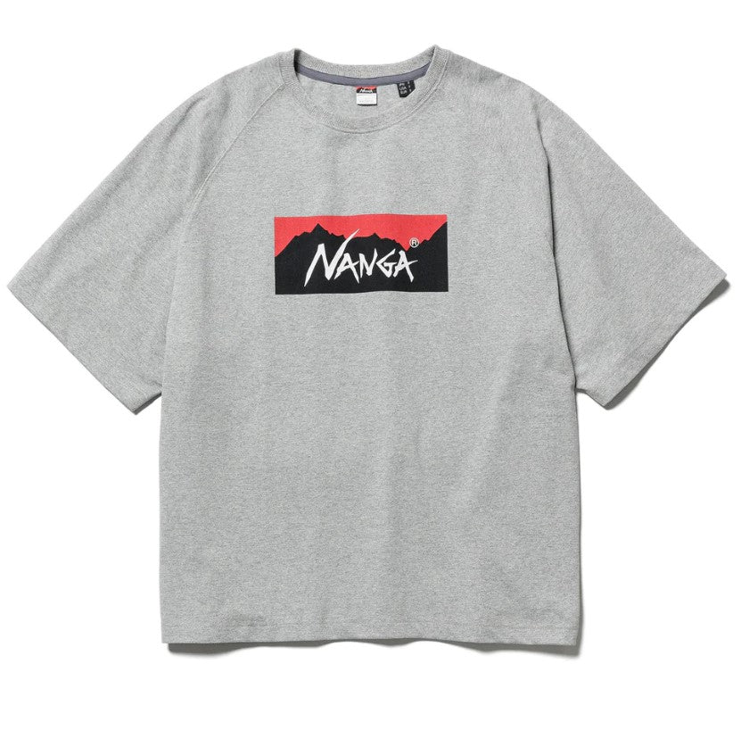 NANGA / ECO HYBRID BOX LOGO LOOSE FIT TEE