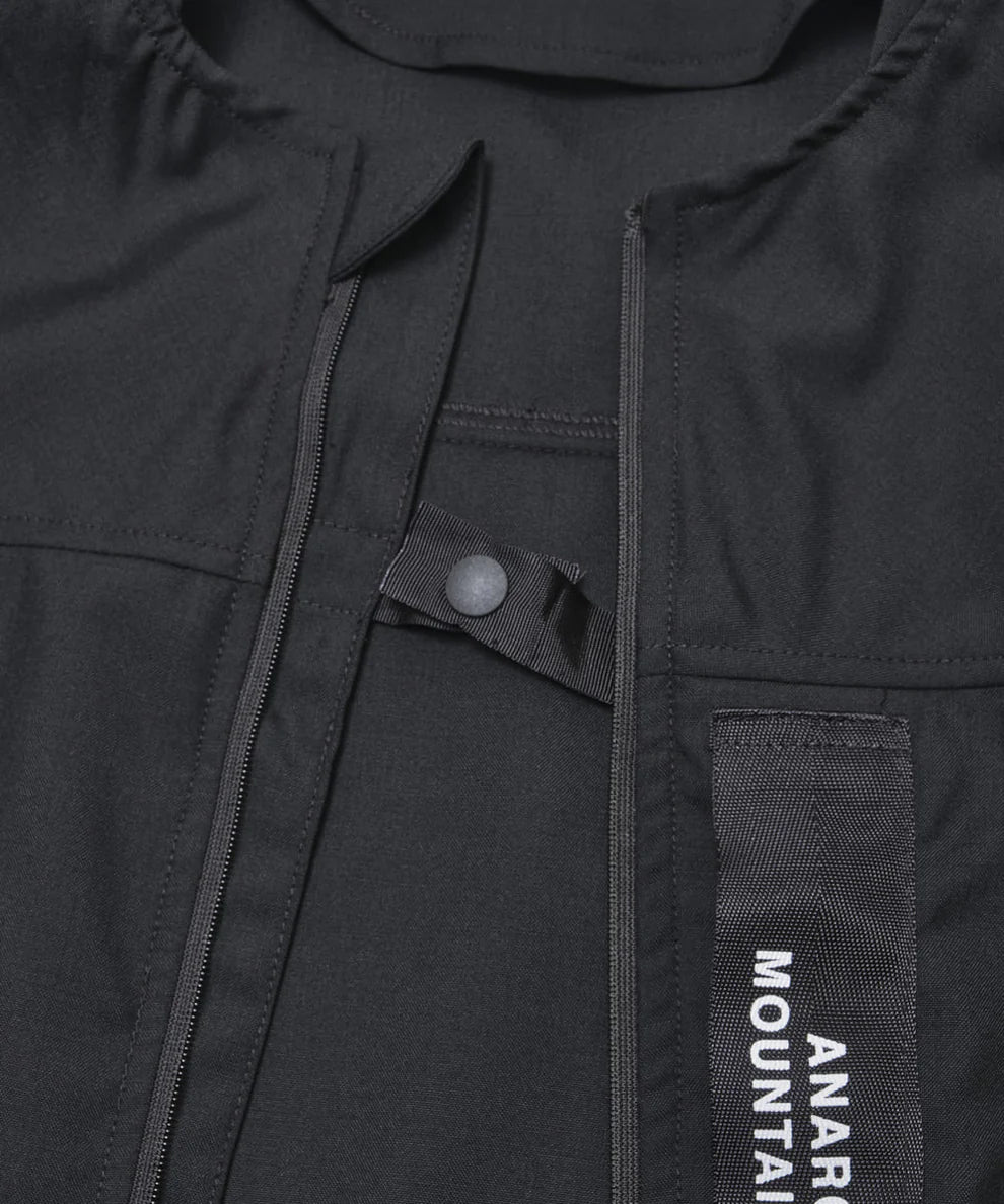 Mountain research / ID Vest