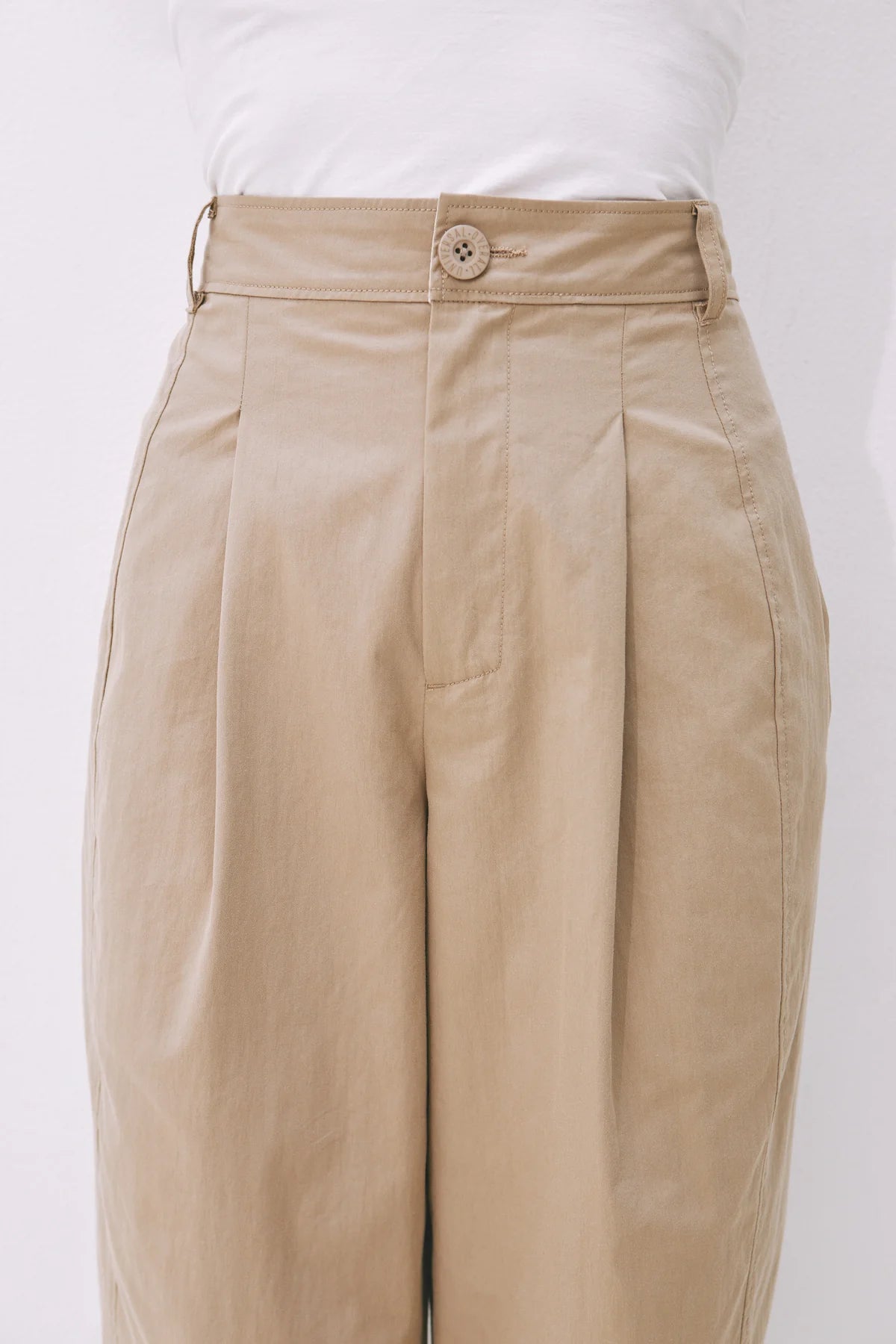 UNIVERSAL OVERALL  /  C/N TUCK TAPERED