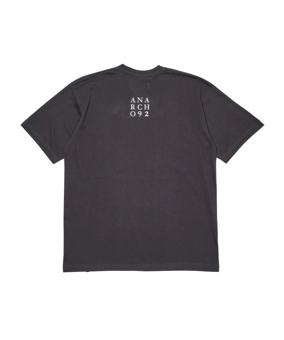 Mountain research / Title Tee