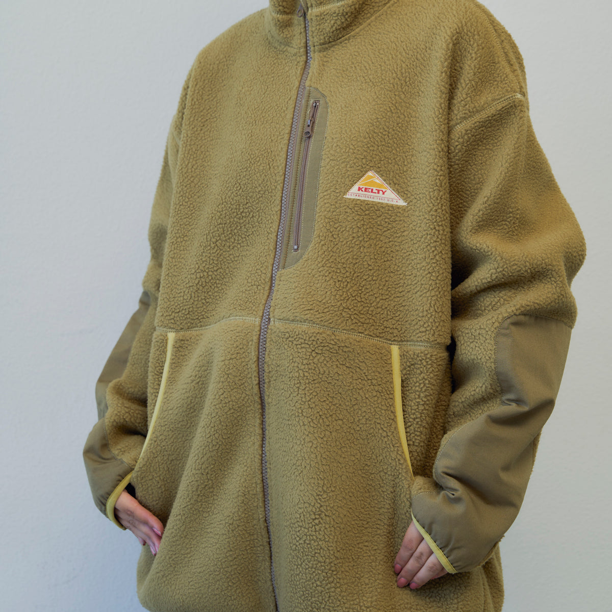 0825normo1470_1200x1200_crop_c