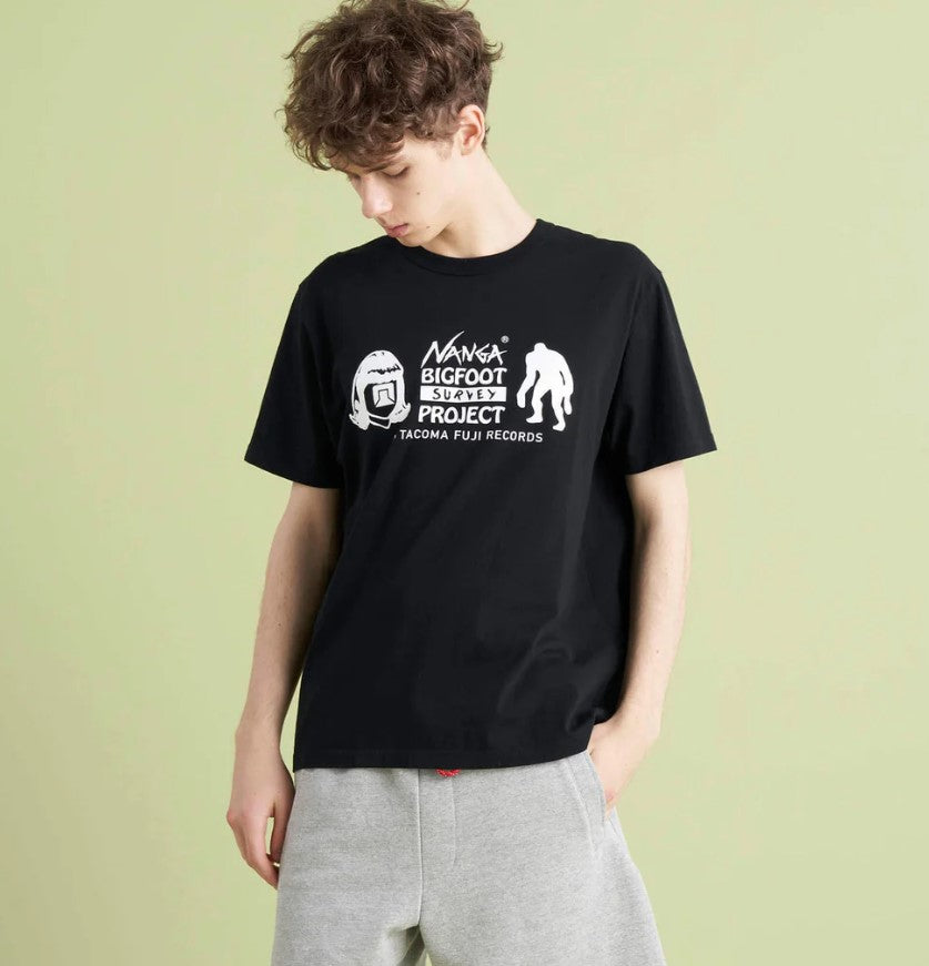 NANGA / NANGA x TACOMA FUJI RECORDS BIGFOOT SURVEY PROJECT LOGO TEE