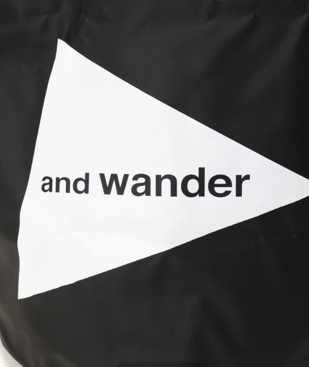 and wander / storage bucket 35L