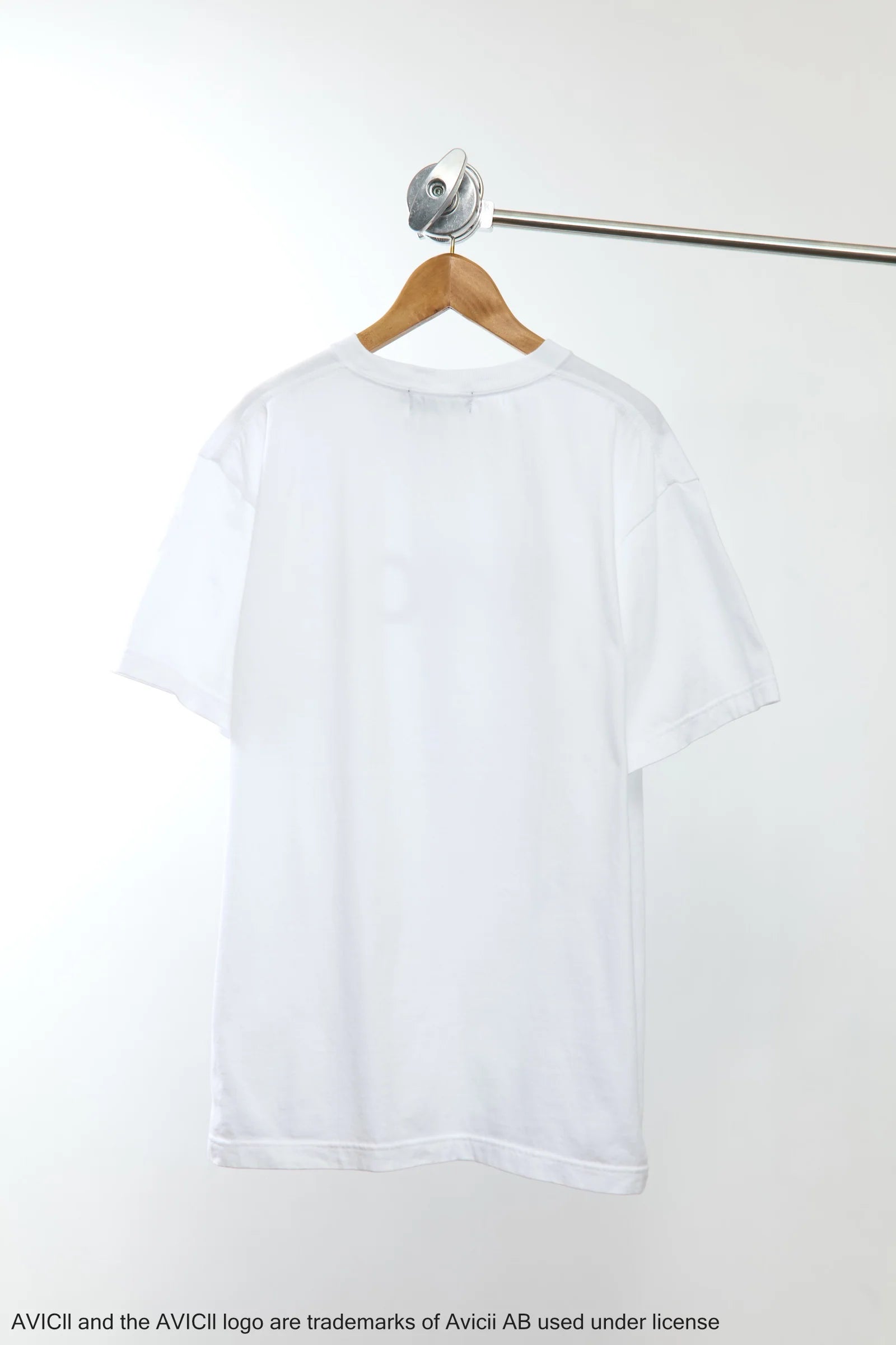 GOOD ROCK SPEED/ AVICII NAME LOGO T-SHIRT