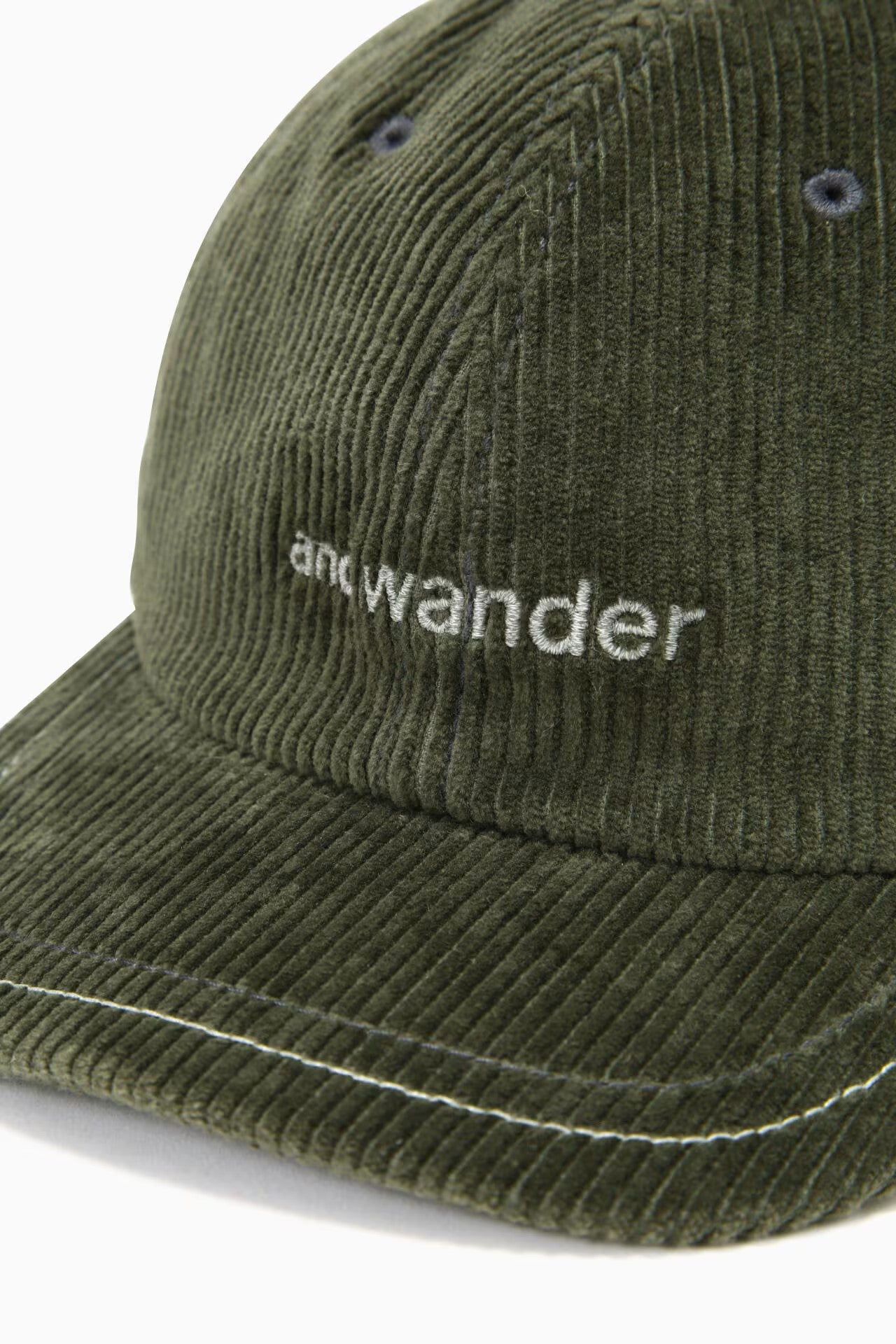 and wander / corduroy cap