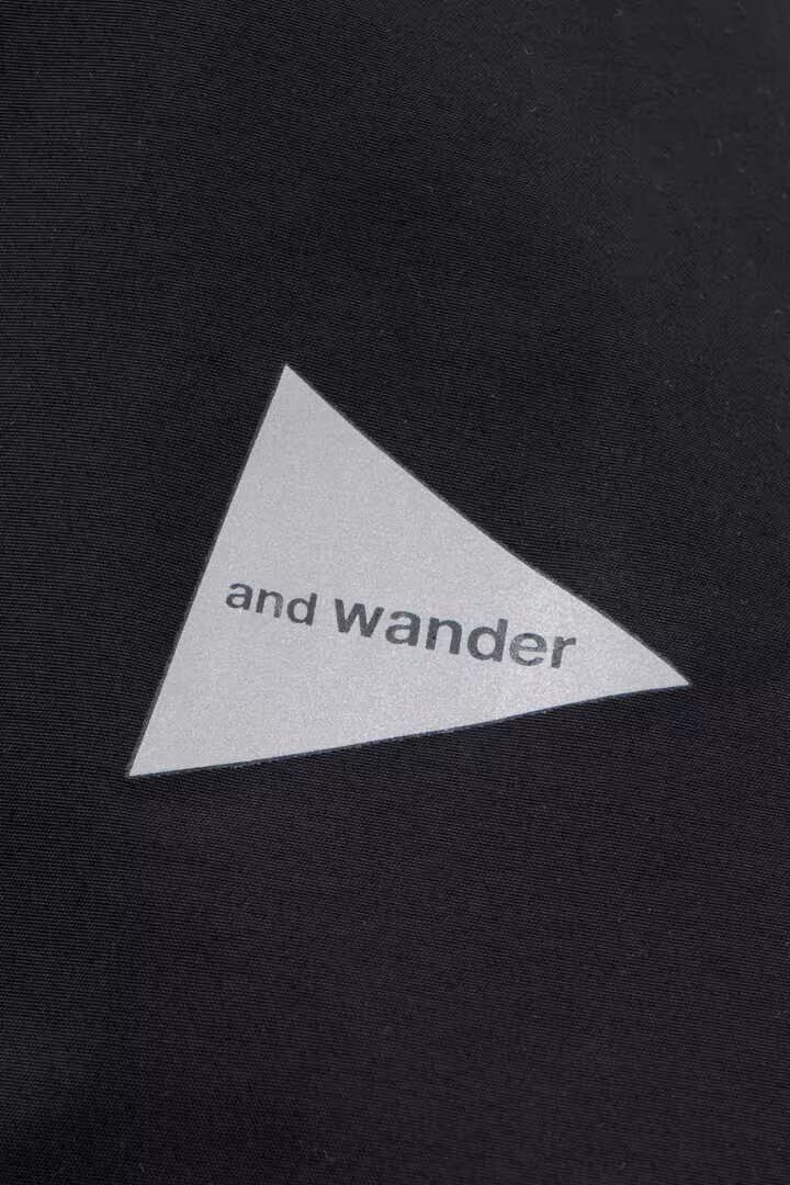 and wander / 2.5Lhiker rain jacket