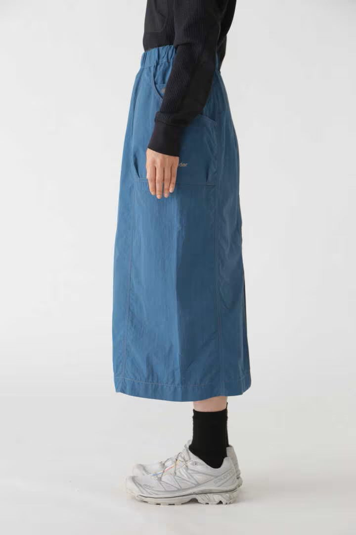 and wander / crinkled nylon skirt(W)