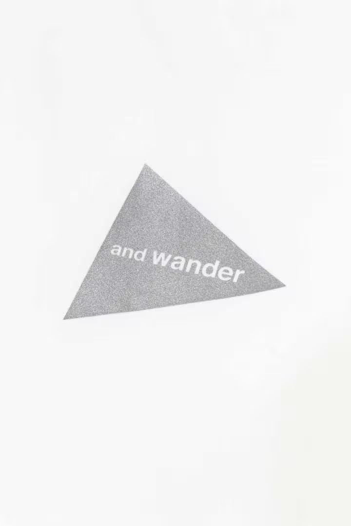 and wander / CORDURA typewriter LSshirt