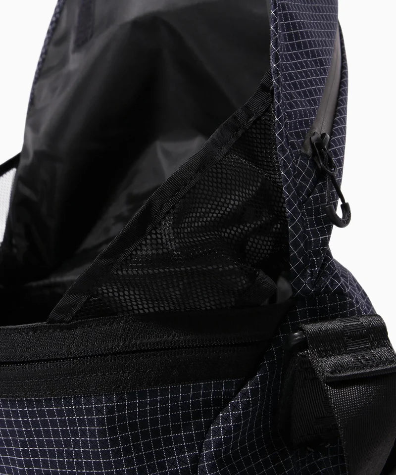 and wander / ocean rip messenger bag