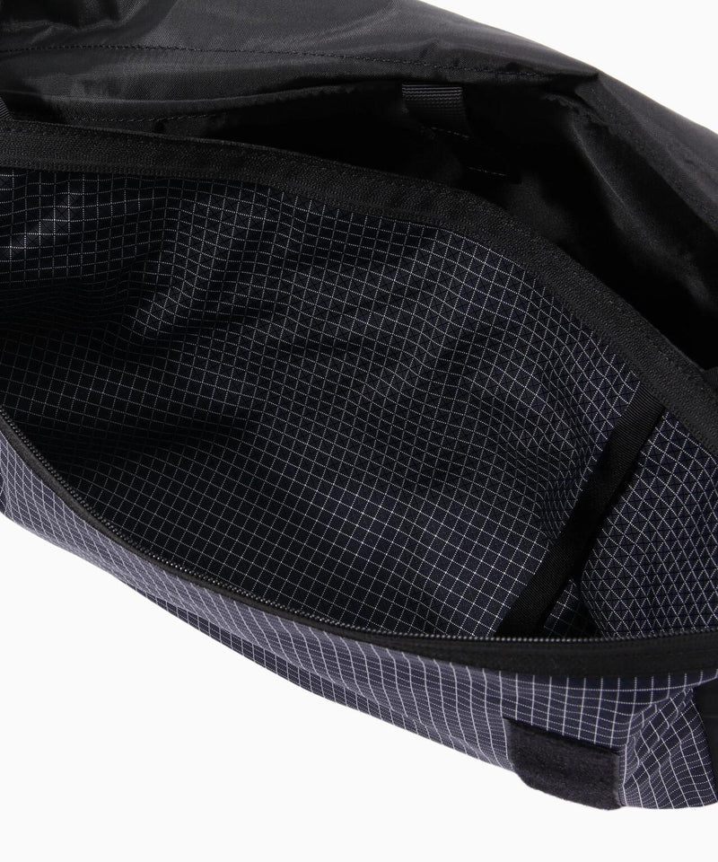 and wander / ocean rip messenger bag