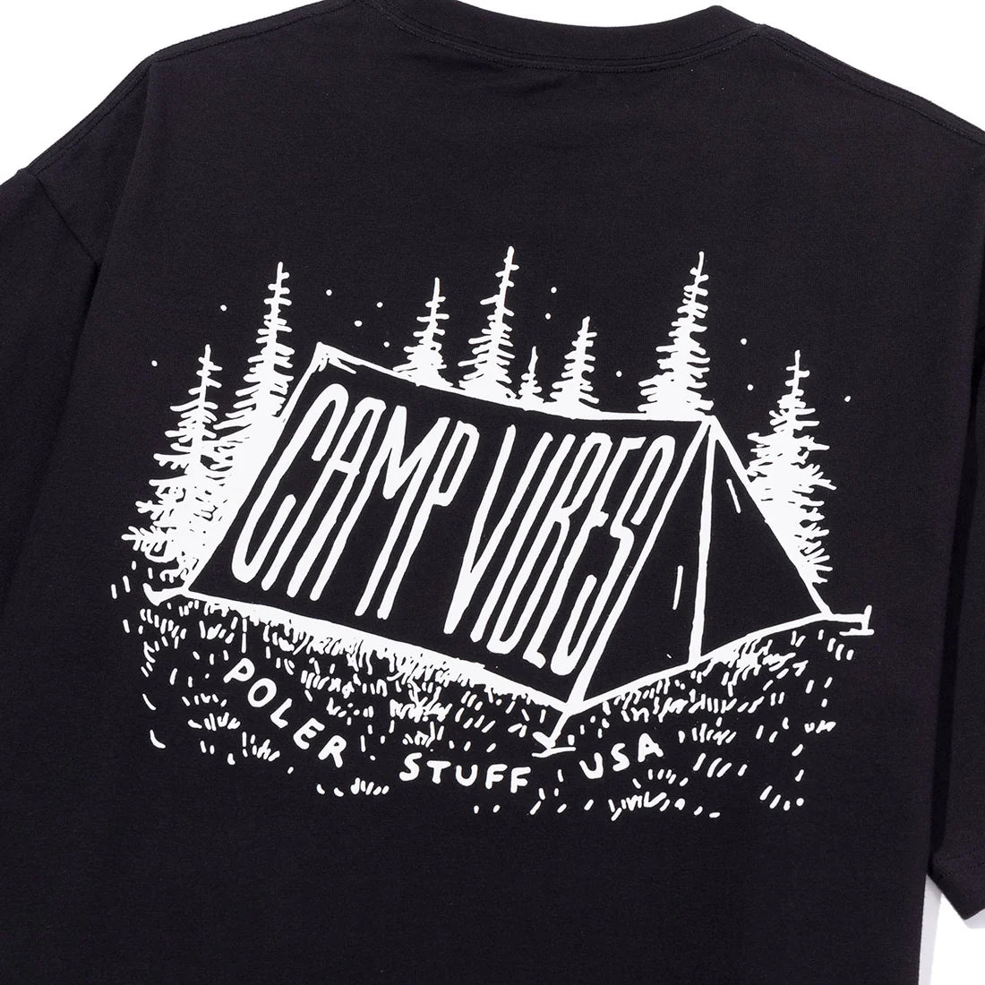 POLER / CAMP VIBES POCKET RELAX FIT TE