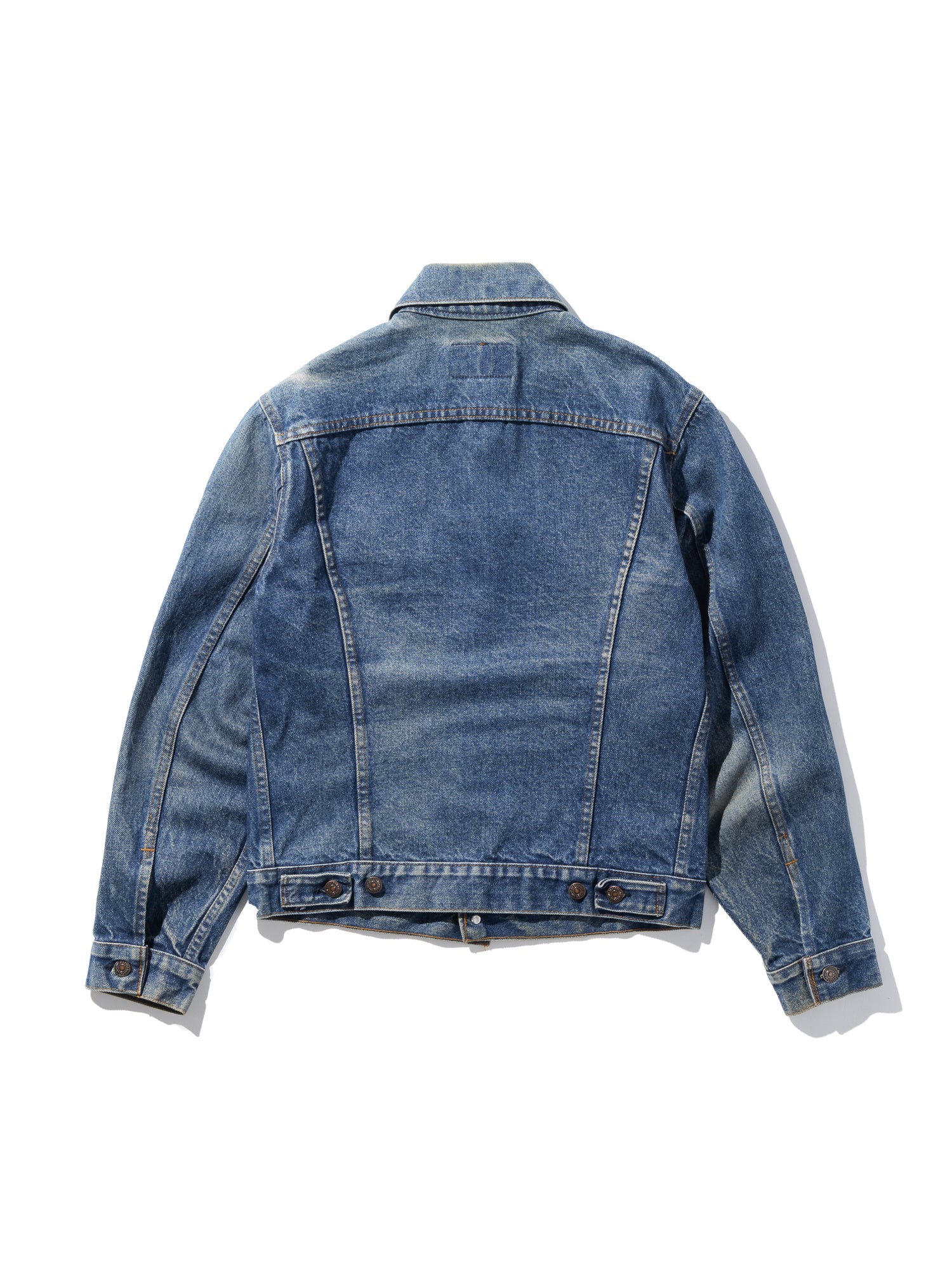 FJ select / LEVI’S 70506/ trackerjacket