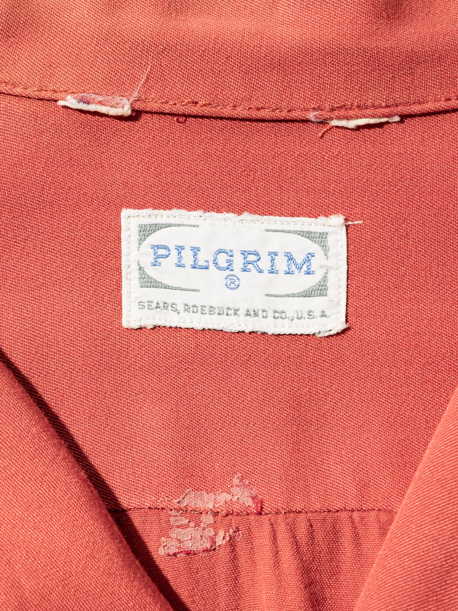 NorMo Vintage / 50's  60's "PILGRIM" RED OPEN COLLAR RAYON SHIRTS SIZE XL