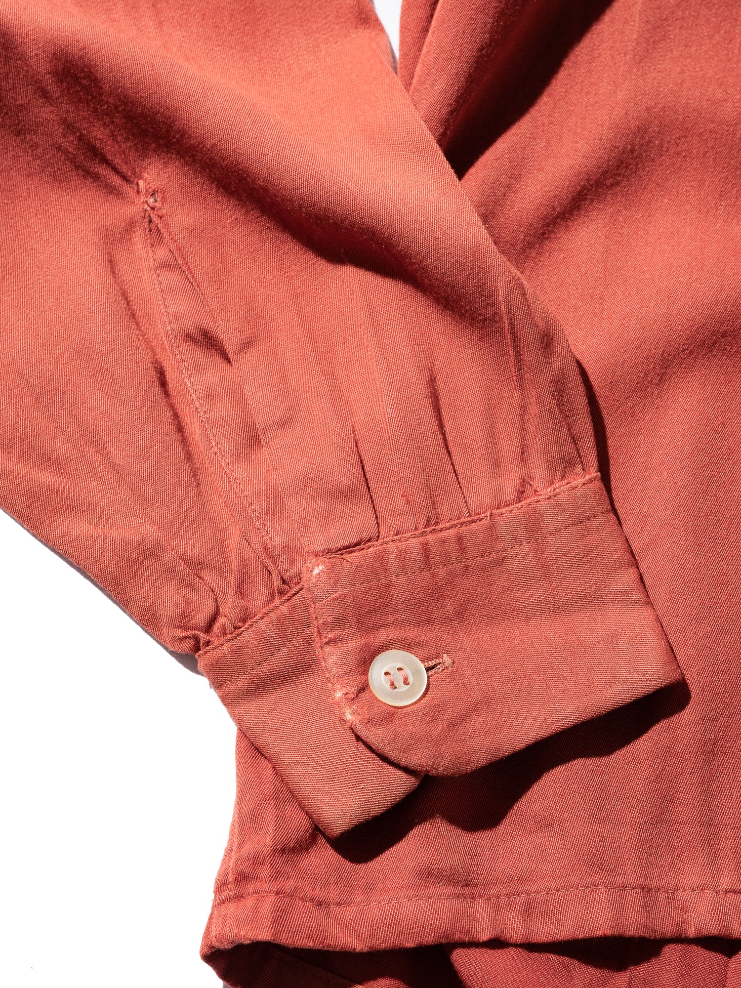 NorMo Vintage / 50's  60's "PILGRIM" RED OPEN COLLAR RAYON SHIRTS SIZE XL