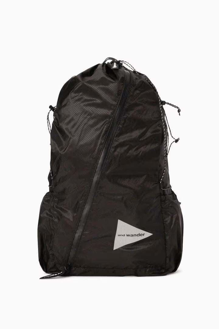 and wander / sil daypack