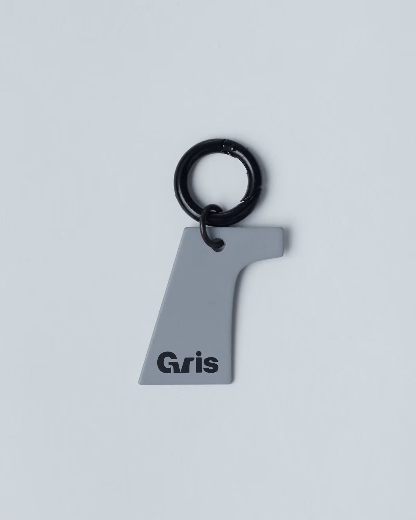 Gris / GRIS ALUMINUM CHARM