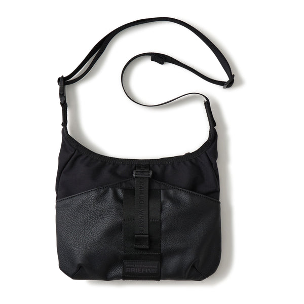 White Mountaineering / WM×BRIEFING DAILY SACOCHE – NorMo Ayase