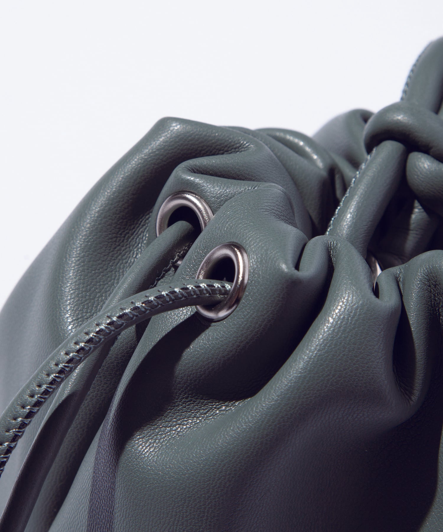 F/CE. / TECH LEATHER DRAWSTRING POCHETTE