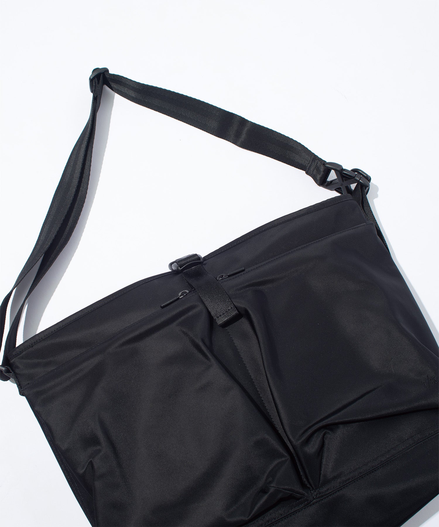 F/CE. / RECYCLE TWILL COURIER SHOULDER / エフシーイー リサイクル ツイル クーリエ ショルダー