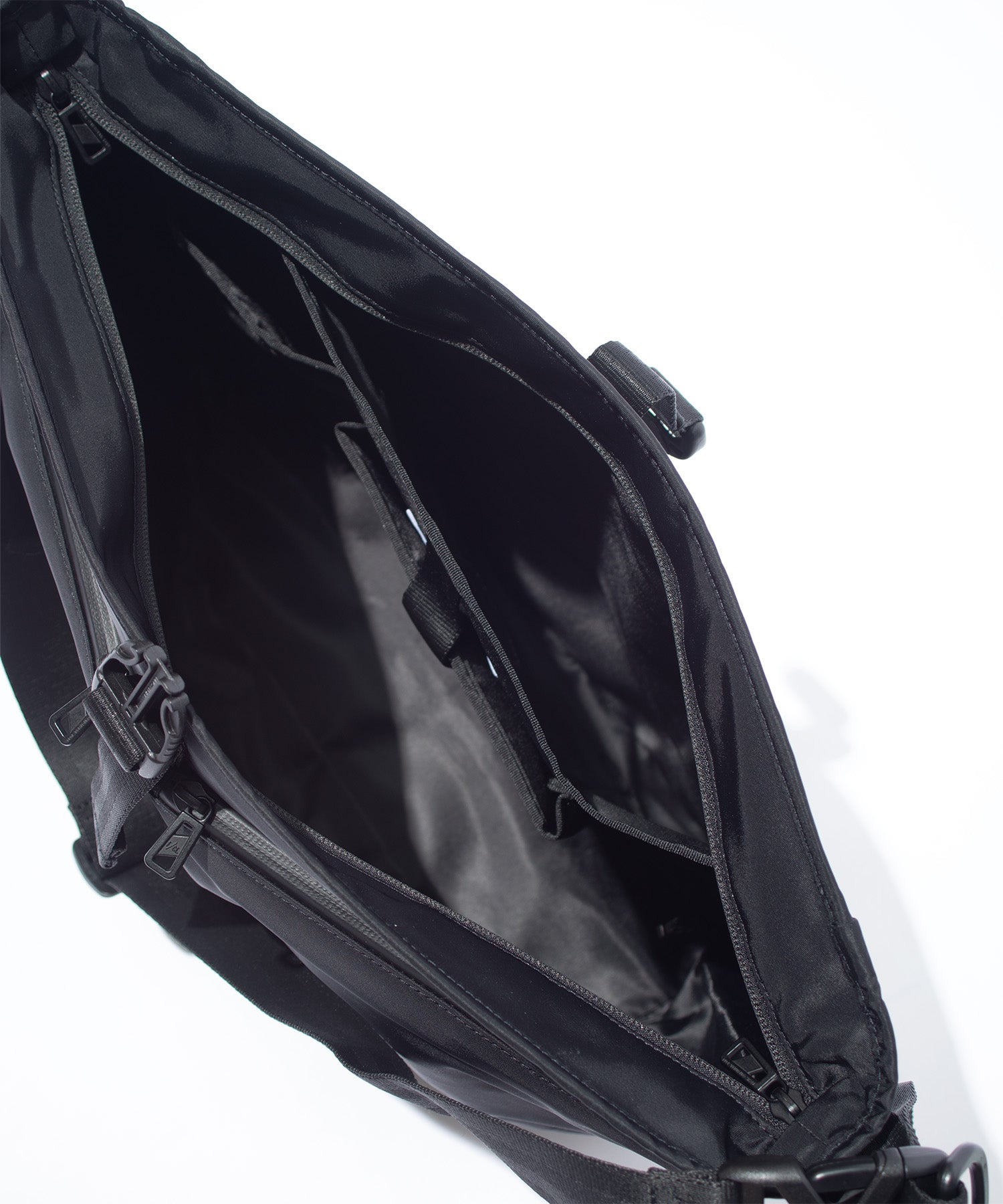 F/CE. / RECYCLE TWILL COURIER SHOULDER / エフシーイー リサイクル ツイル クーリエ ショルダー