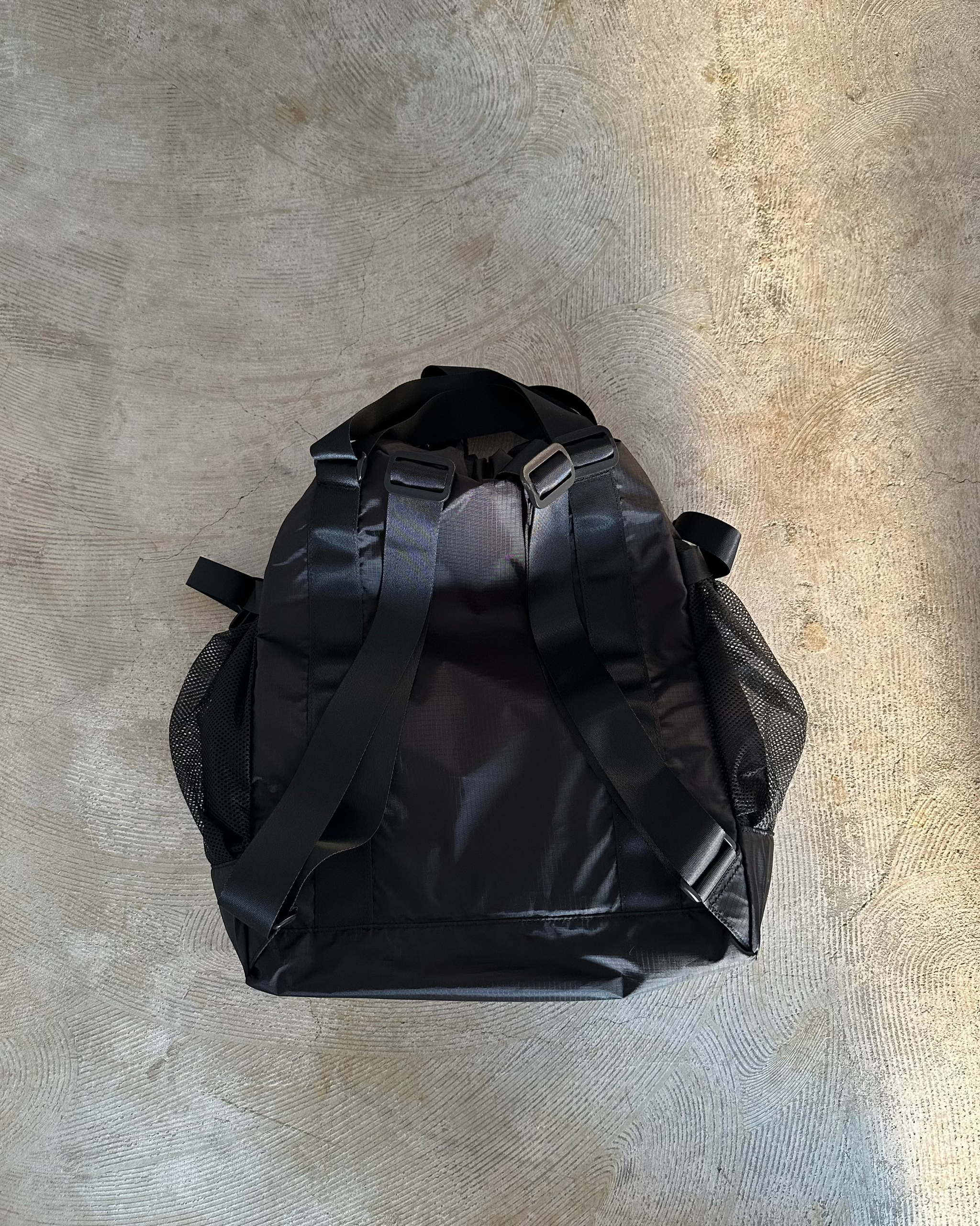 CARIBOU MOUNTAINEERING / LIGHT WEIGHT PACK TOTE　BLACK