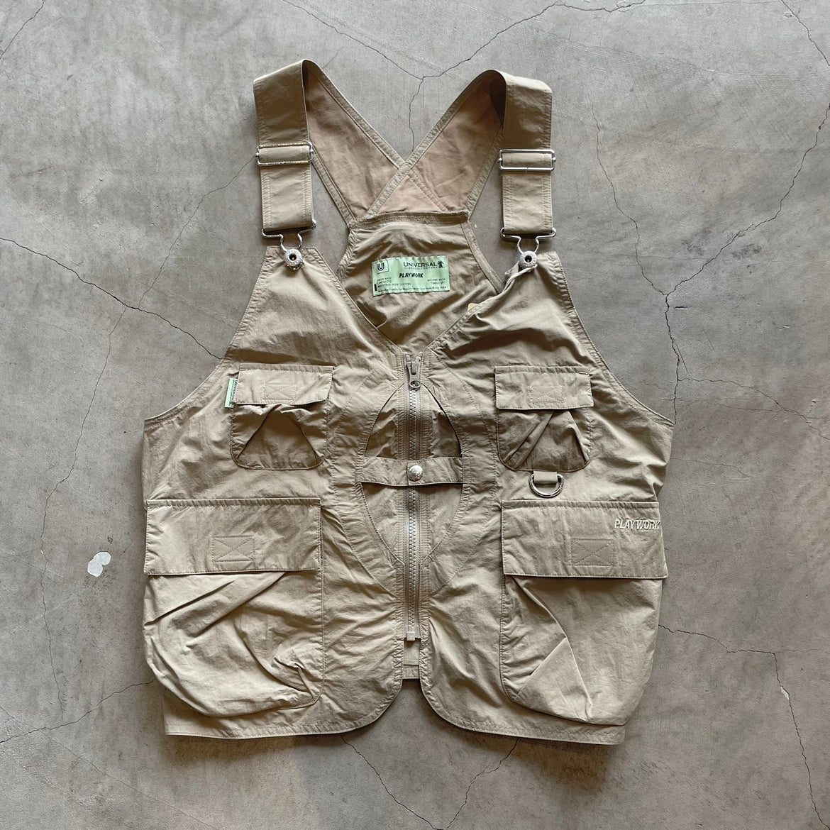 UNIVERSAL OVERALL  /  PLAY AIR VEST