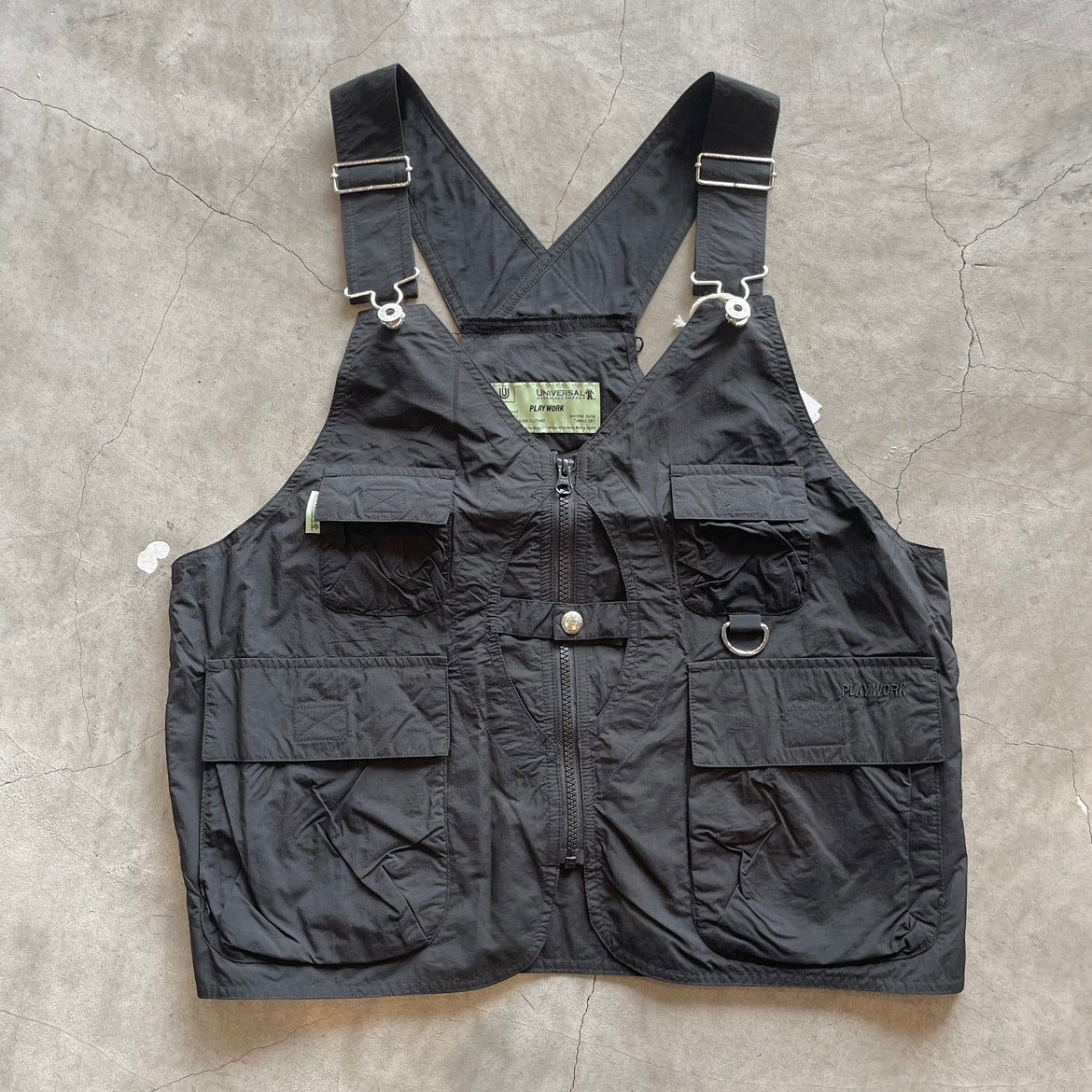 UNIVERSAL OVERALL  /  PLAY AIR VEST