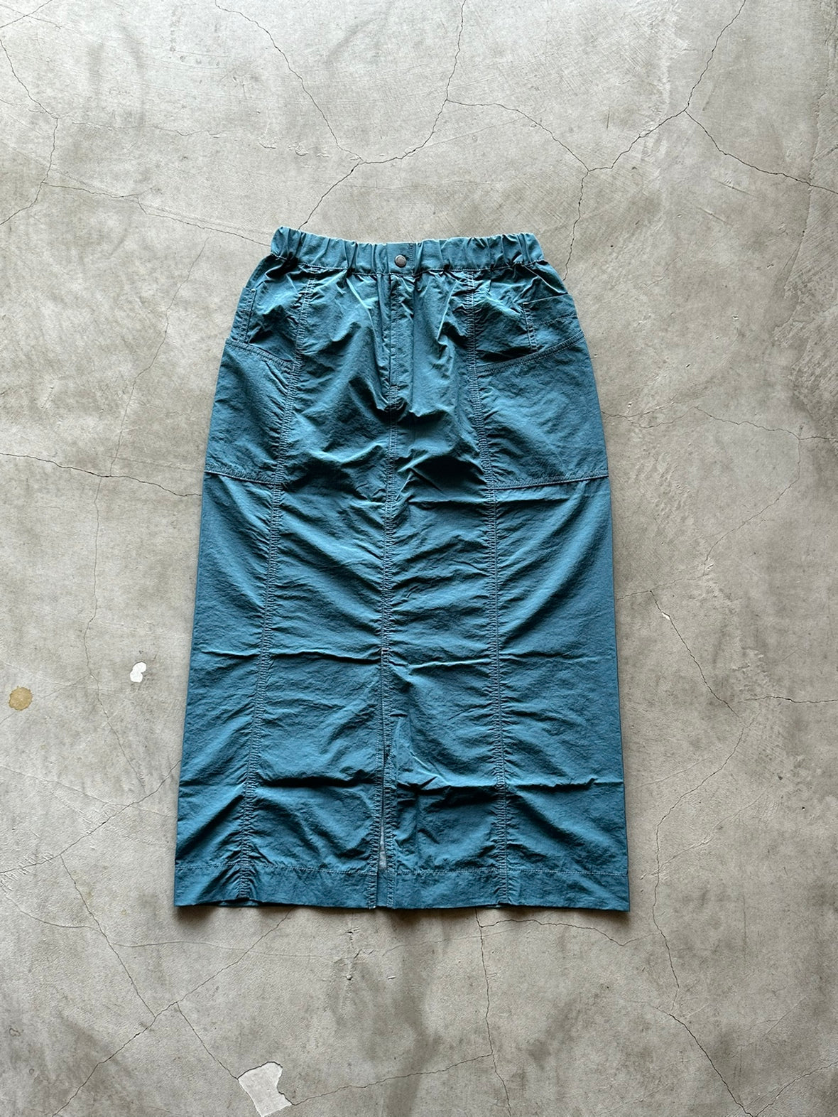 and wander / crinkled nylon skirt(W)