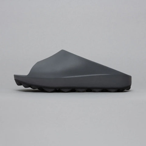 PPACO / LUX-2(AIR STUDDED SOLE®)
