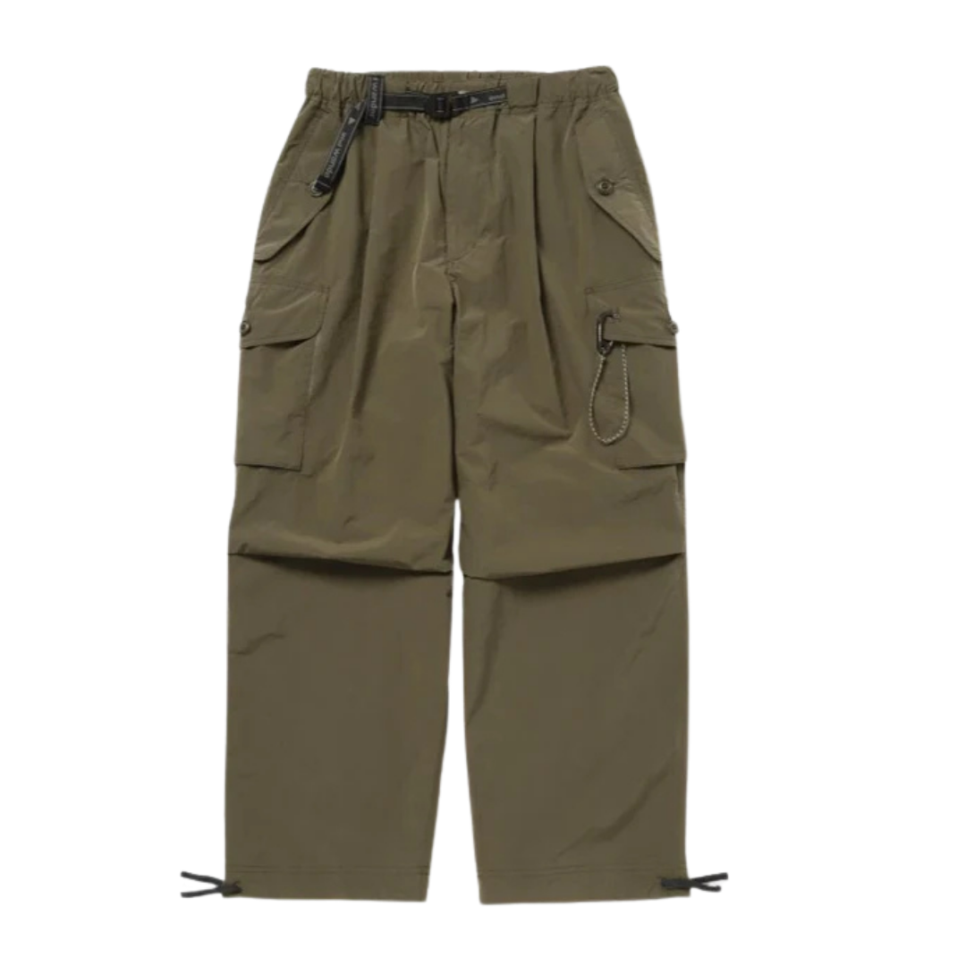 and wander / oversized cargo pants