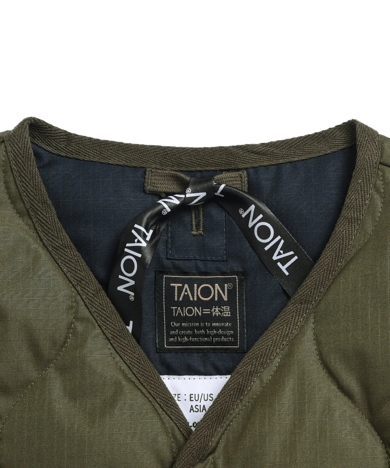 TAION / MILITARY W-ZIP V NECK DOWN VEST